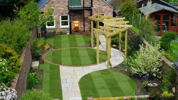 how to widen small long narrow backyard spaces
