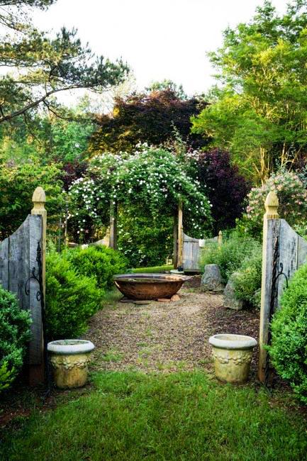 how to widen small long narrow backyard spaces