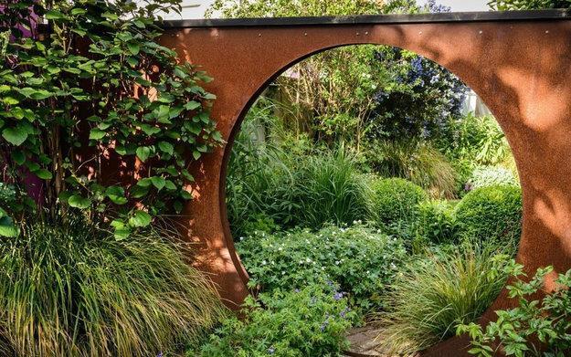 how to widen small long narrow backyard spaces