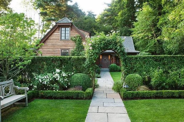 how to widen small long narrow backyard spaces