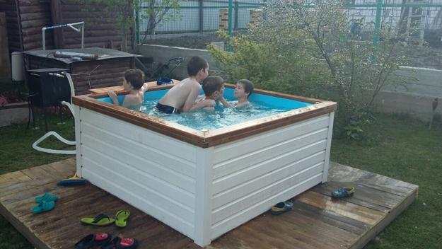 unique water features swimming pool designs