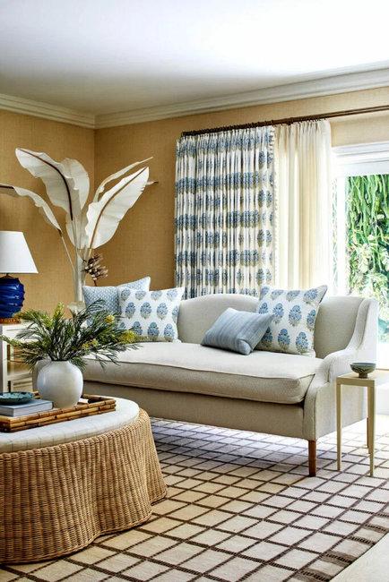 geometric floor rug contrasting colors