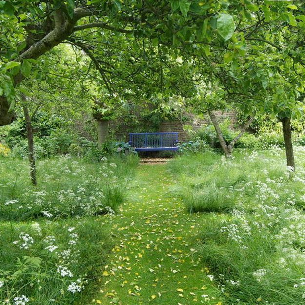 tranquil spots yard landscaping ideas