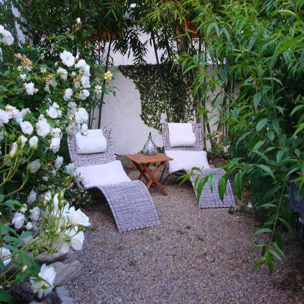 tranquil spots yard landscaping ideas