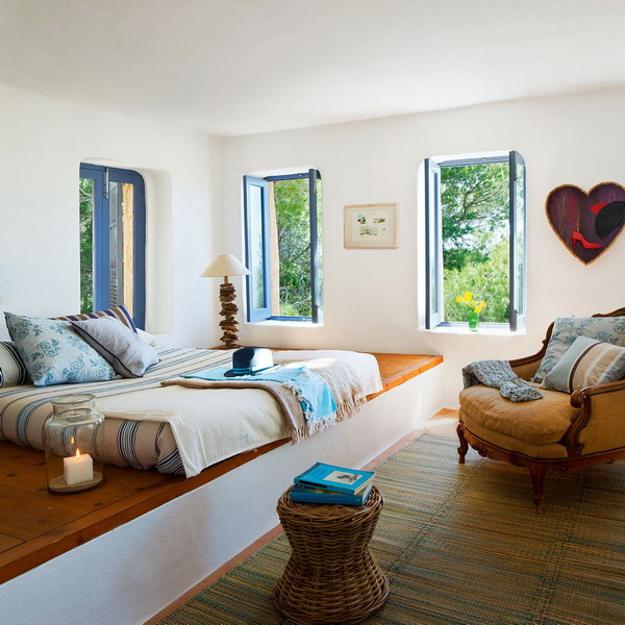 bedroom design blue accents