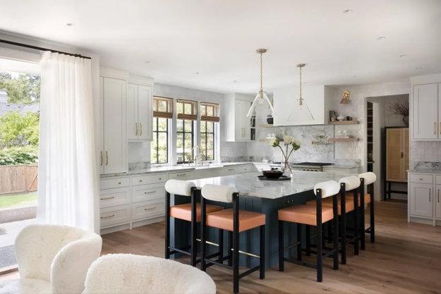 simplified interior decorating ideas clutter free rooms