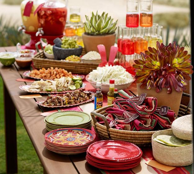 outdoor dining party decorations holiday tables