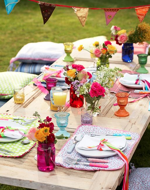 outdoor dining party decorations holiday tables