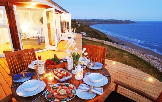 outdoor dining party decorations holiday tables