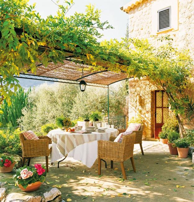 outdoor dining party decorations holiday tables