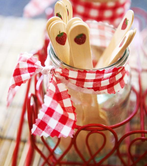 red white table setting strawberry accents