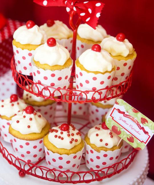 red white table setting strawberry accents