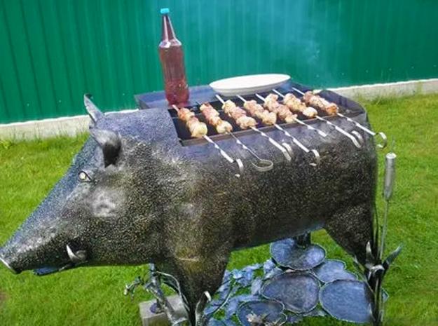 charcoal pig grill