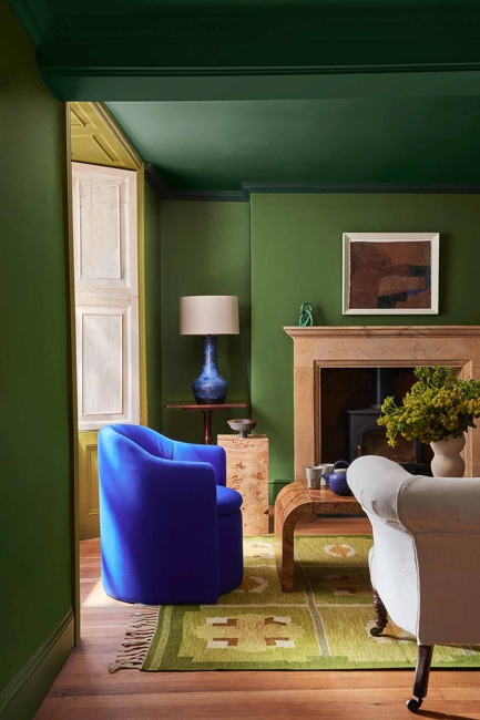 painting ideas green walls ceiling