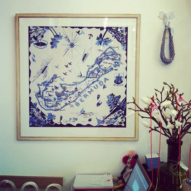 beautiful wall decorating ideas silk fabrics