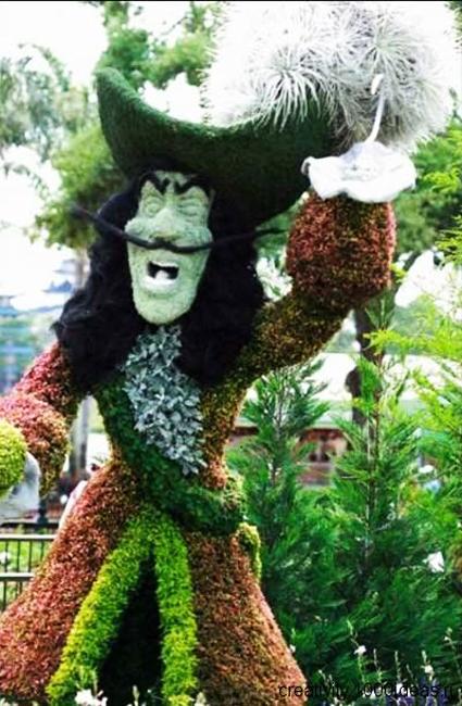 creative topiary themes unique yard decorations