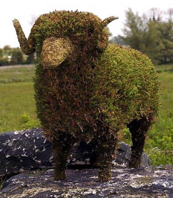 creative topiary themes unique yard decorations