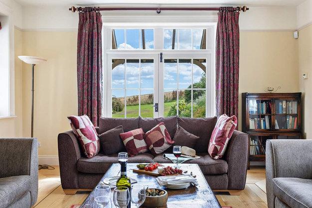 colorful curtains modern window treatment ideas