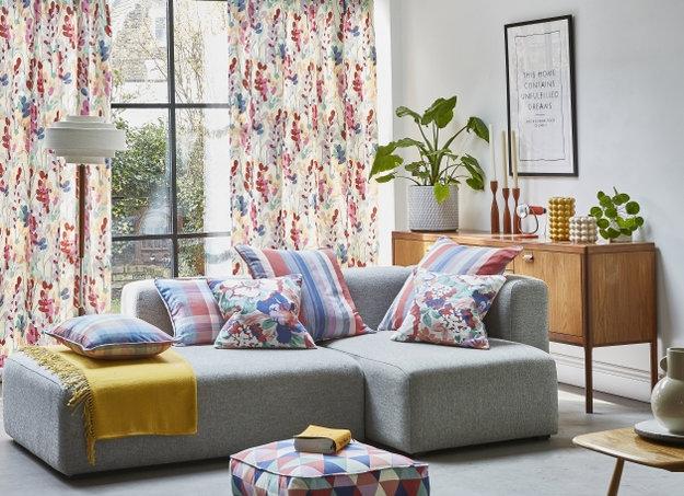 colorful curtains modern window treatment ideas