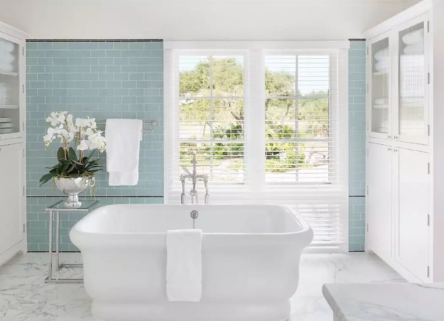 glass tiles modern bathroom design remodeling ideas