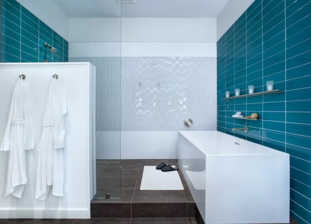 glass tiles modern bathroom design remodeling ideas
