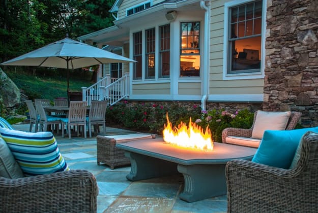 outdoor seating area backyard ideas