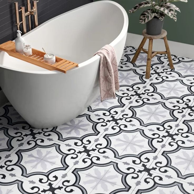 black white moroccan tiles bathroom design