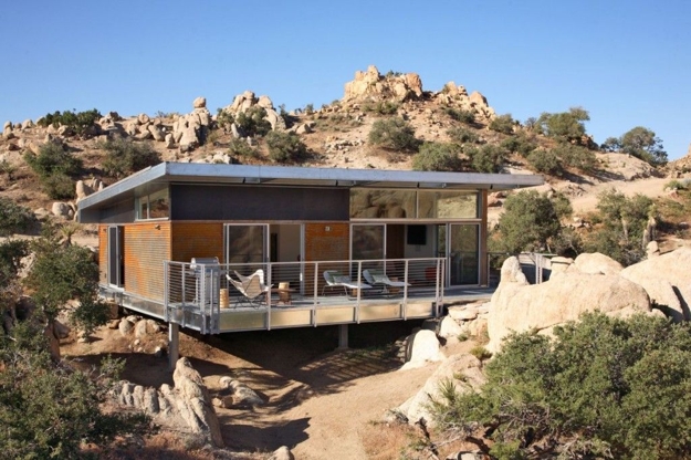 desert landscape house exterior
