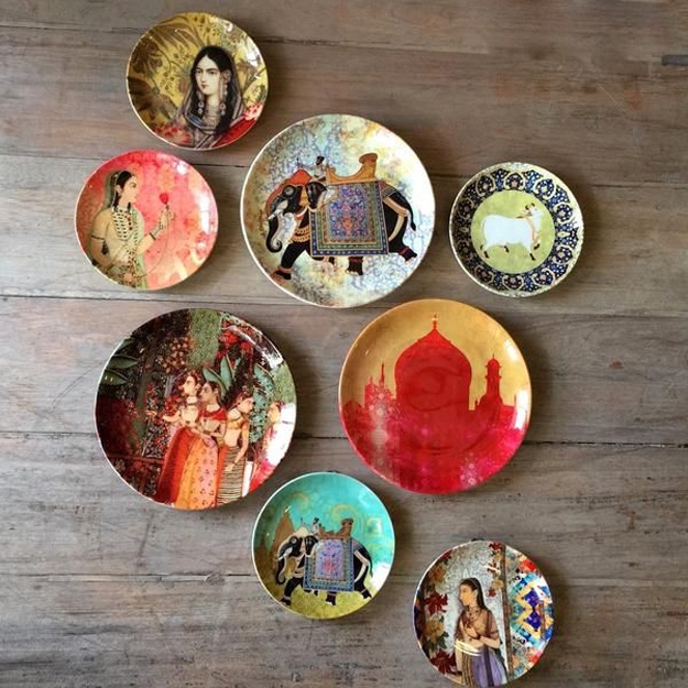 plate arrangements wall decoration