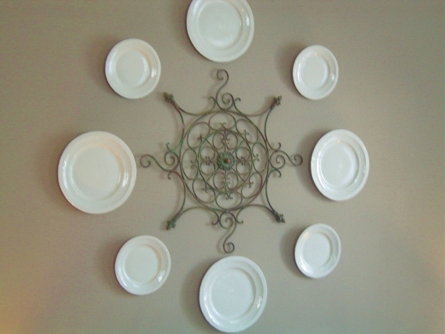 plate arrangements wall decoration