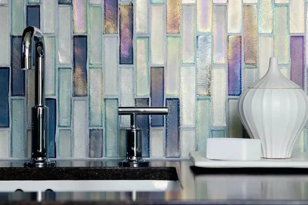 glass tiles modern kitchen wall designs