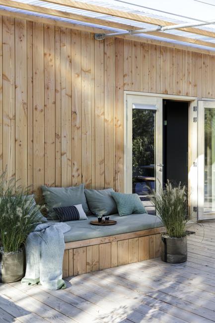 cozy two seats in romantic small spaces