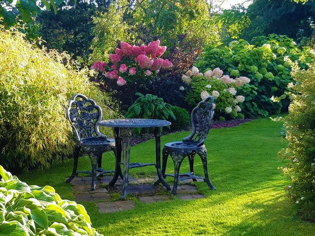 cozy two seats in romantic small spaces