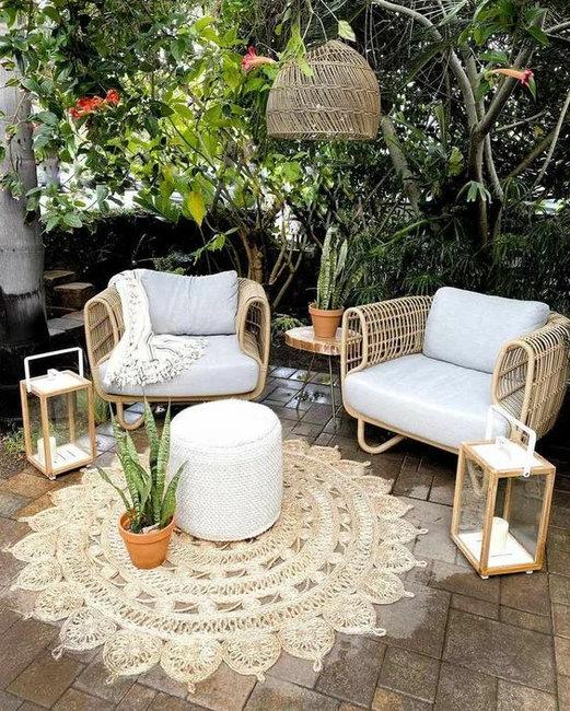 garden seating area outdoor furniture soft cushions