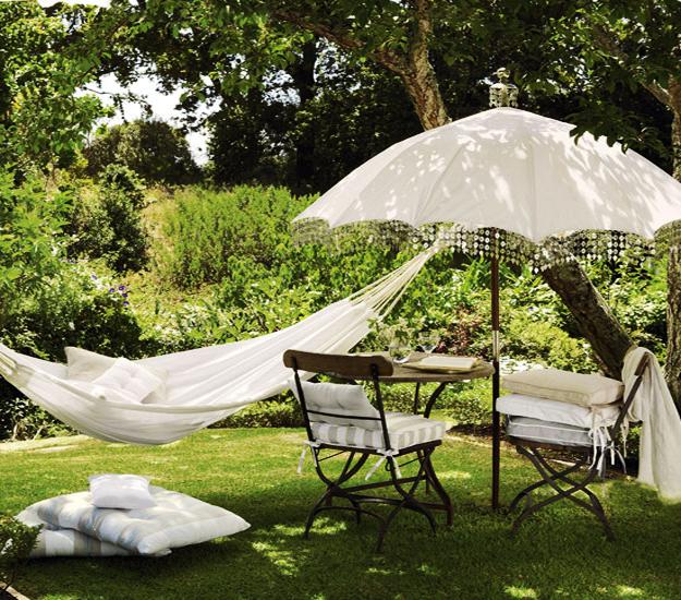 cozy two seats in romantic small spaces