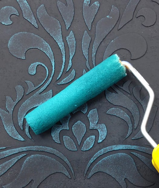 painting textured surfaces