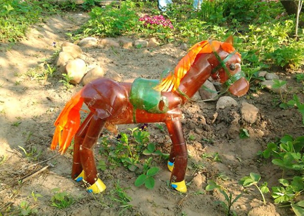 diy plastic garden decorations planters