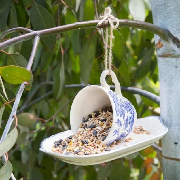tea cup saucer bird feeder design ideas diy garden decorations