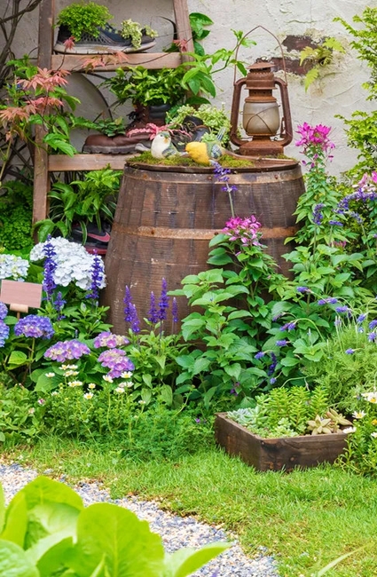 wooden barrel vintage light yard decorations