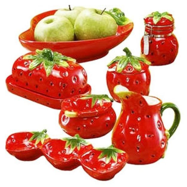 berry inspired table decor ideas