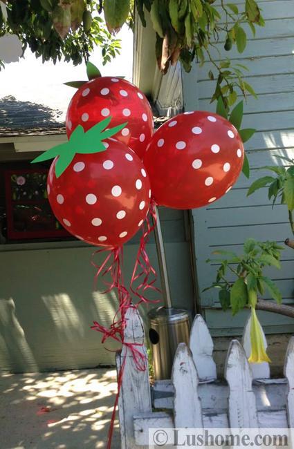 red balloons party ideas