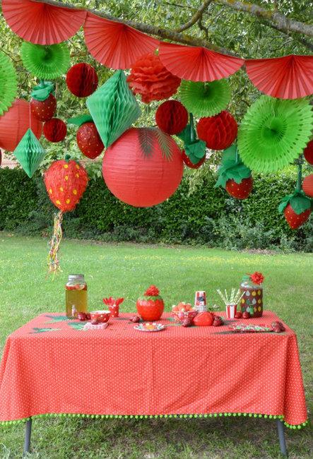 hanging red berries outdoor party decorations