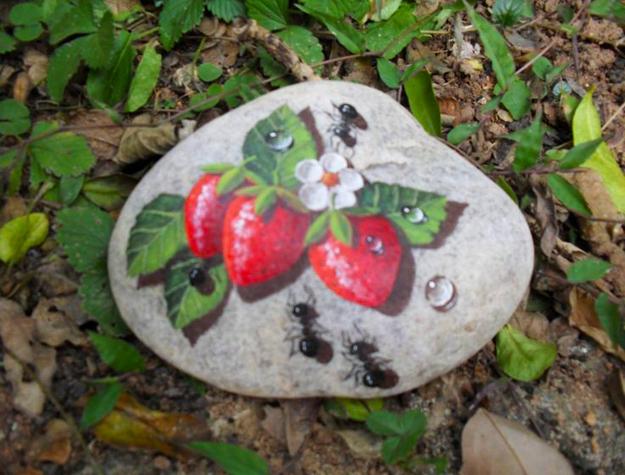 red painted rocks