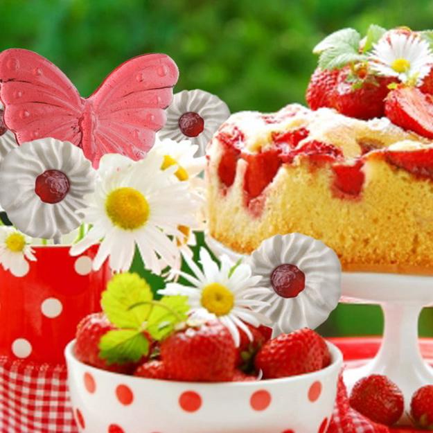 edible decorations berries on holiday tables