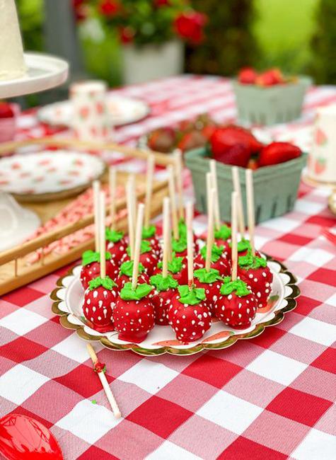 sweet treats strawberry shapes