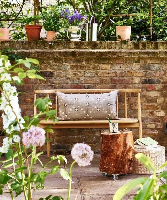 quiet spots being alone outdoor summer decorating ideas