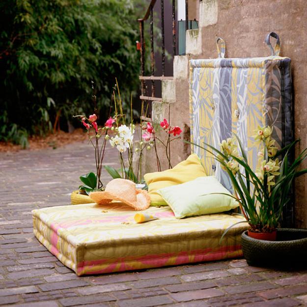 quiet spots being alone outdoor summer decorating ideas