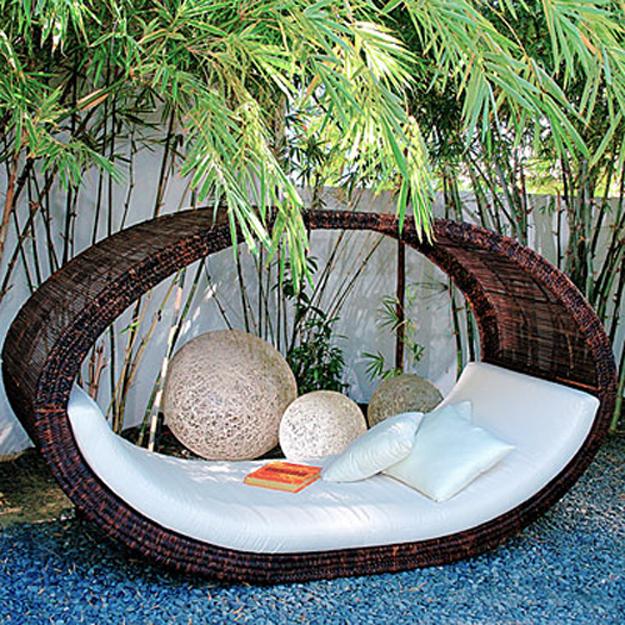 quiet spots being alone outdoor summer decorating ideas