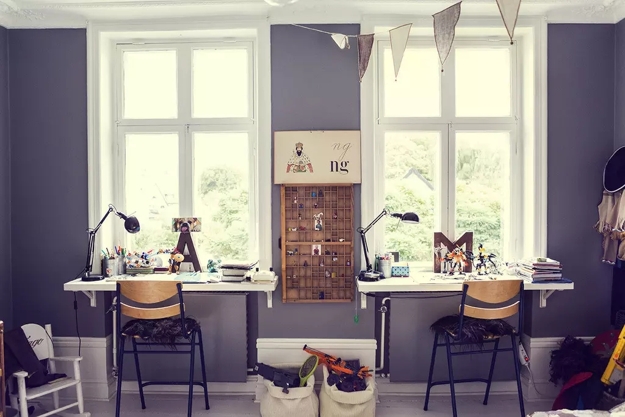 kids study area layout furniture placement