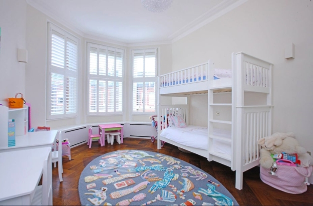kids study area layout furniture placement